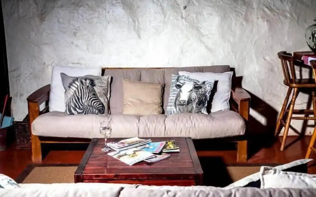 Dwarsberg Trout Hideaway