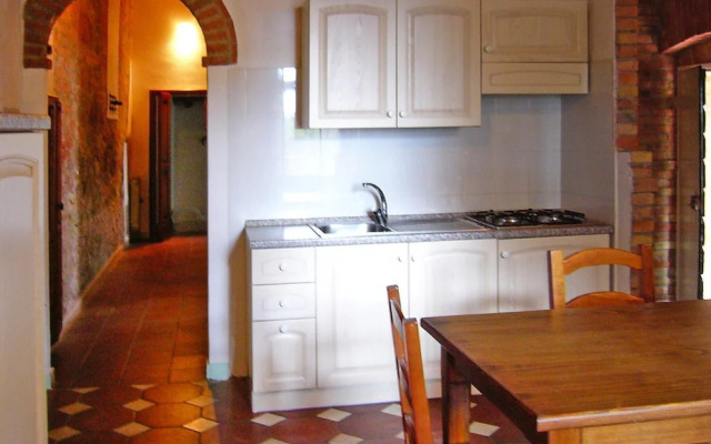 Apartment in Montaione With Carport