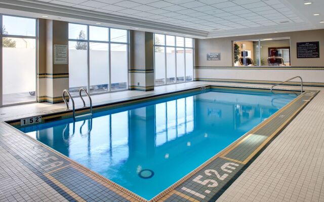 Hampton Inn & Suites by Hilton Toronto Airport