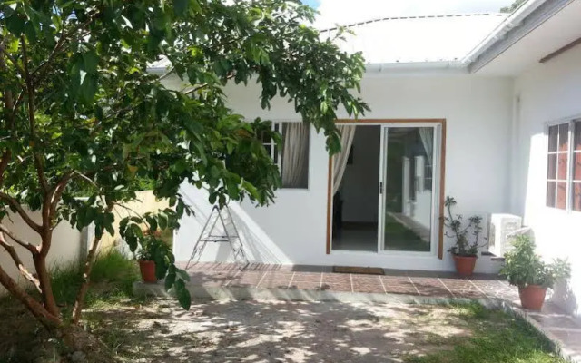Chez Augustine Guest House