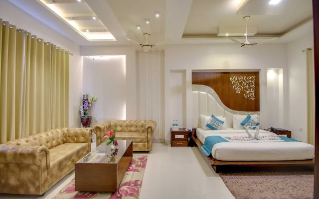 Maulik Mansion Resort