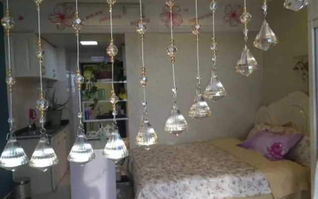 Manifeng Apartment Hotel