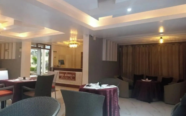 Dhe Jomels Hotel Siaya