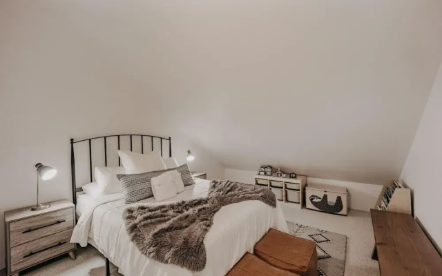 Snowater Condo #42 - Wifi - Pets Ok