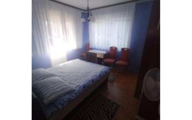 Apartment Marija 61 pax