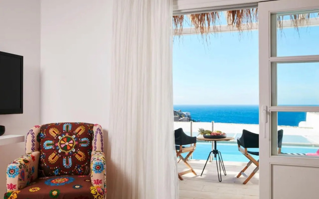 Myconian Villa Collection Unique Villas 3-bedroom in House Psarou Villa