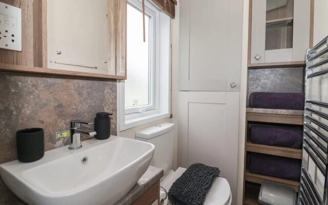 Whispering Willows 2-bed Lodge in Scarborough