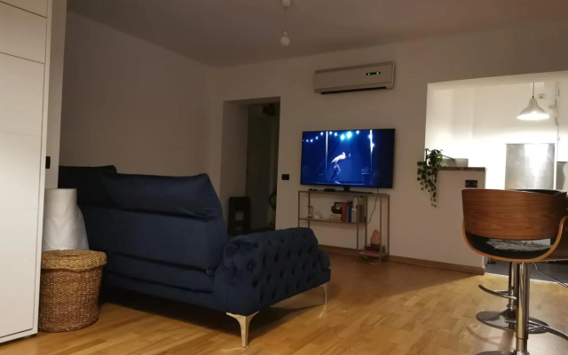 RIVER VIEW - Izvor Studio