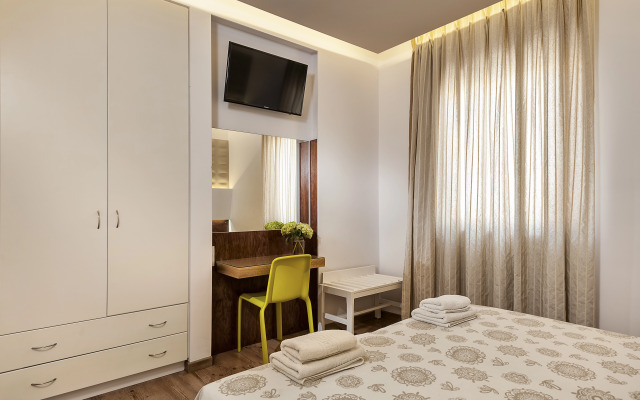 Elina Hotel Apartments
