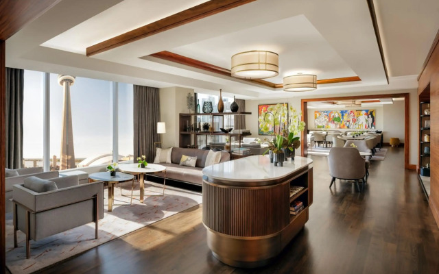 The Ritz-Carlton, Toronto