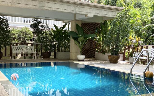 14 Place Sukhumvit Suites - SHA Plus