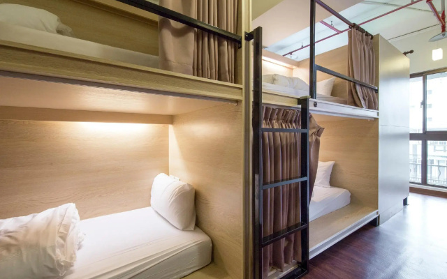 Starbox Hostel