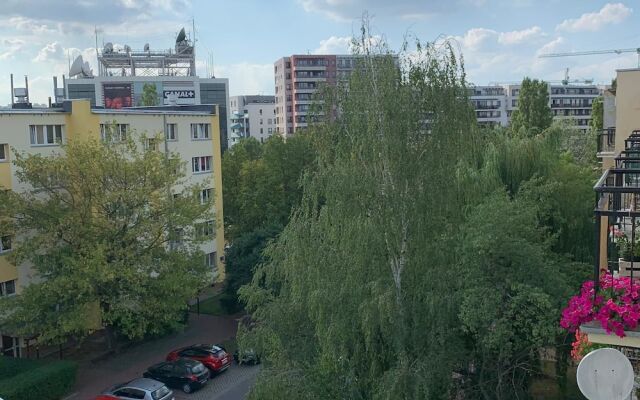 Your Home in Warsaw - Apartment Stegny- Mokotow