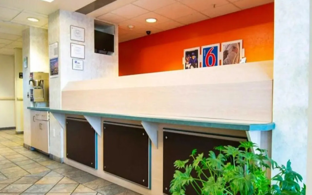 Motel 6 Las Cruces, NM - Telshor
