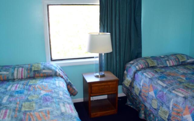 Cerca Del Mar Motel