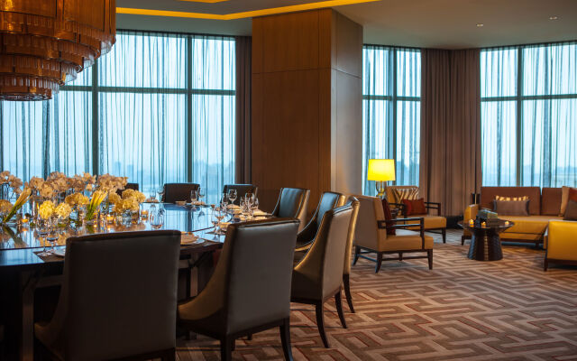 Renaissance Huizhou Hotel