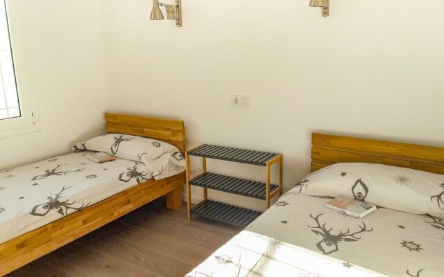 Beautiful House for 4 Only 1km From the Beach