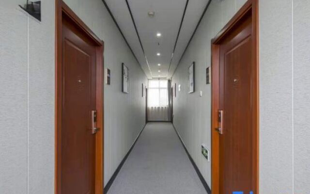 Rongcheng Huayue Hotel