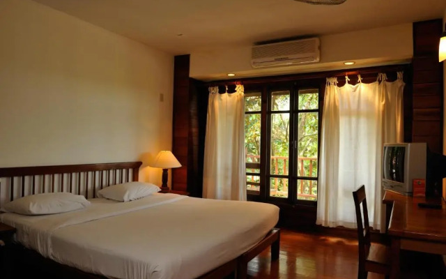 Riverhouse Hotel - The Teak House