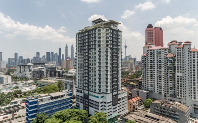 Oyo Home 790 Premium 2Br Vue Residences