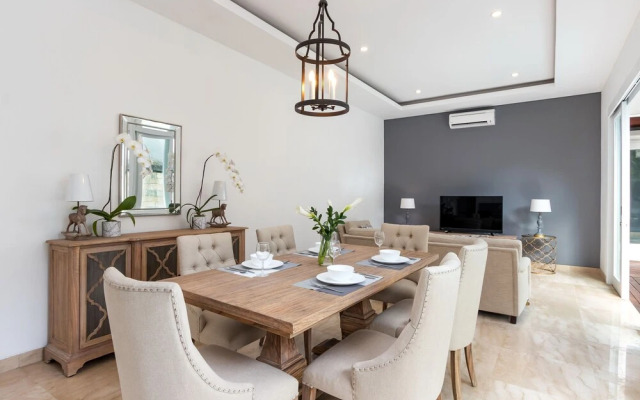 Uma Breeze Villas