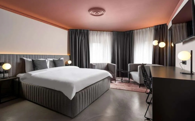 Ramada Majestic