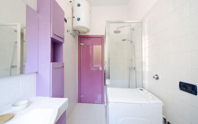 Sant'Orsola Colorful Huge Apartment