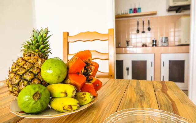 Bostoc, Knocking on Cuba