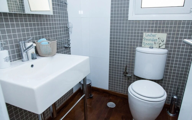 Deluxe Apt. in the Heart of Kolonaki