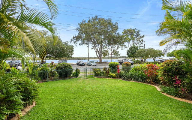 Noosa Outrigger Beach Resort