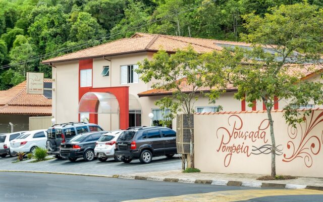 Pousada Pompéia
