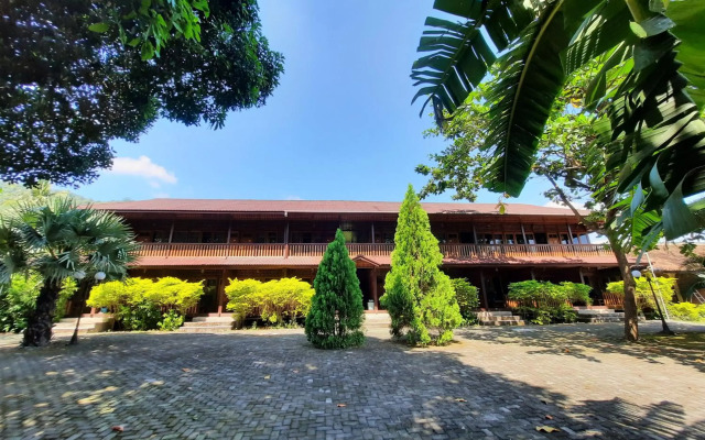 Hotel Besar Bulan Baru - Senggigi