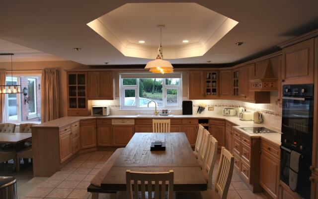 Ream Hills Farmhouse