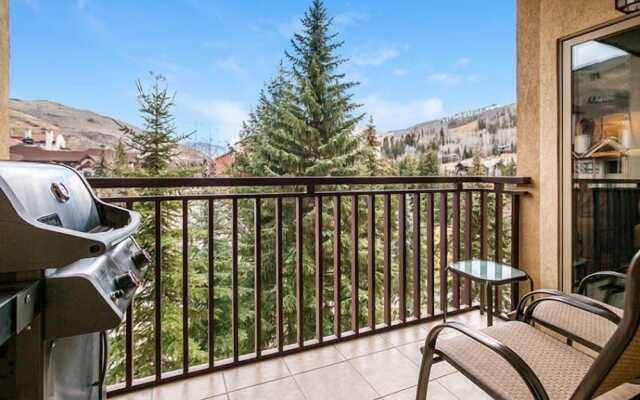 2 Bedroom Antlers Vacation Rental With Incredible Slopeside Views and Just a Short Walk to Gondola and Lionshead Village