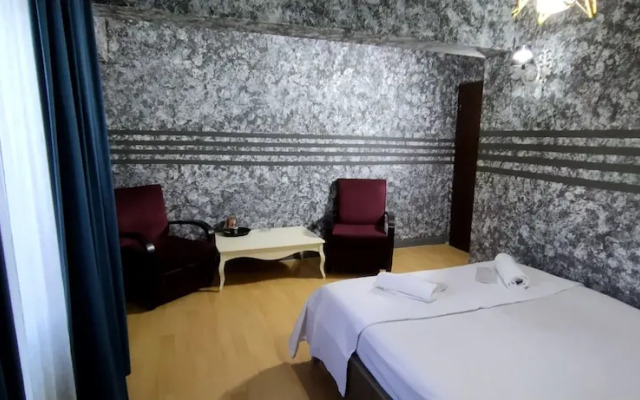 Zirkon Suit Otel
