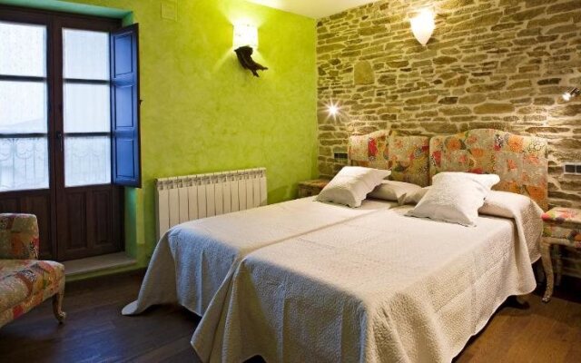 Hostal Raices
