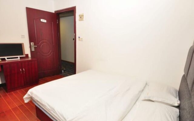 Yimi Hotel Sanyuanli Metro Station