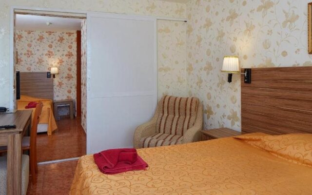 Hotel Yantra