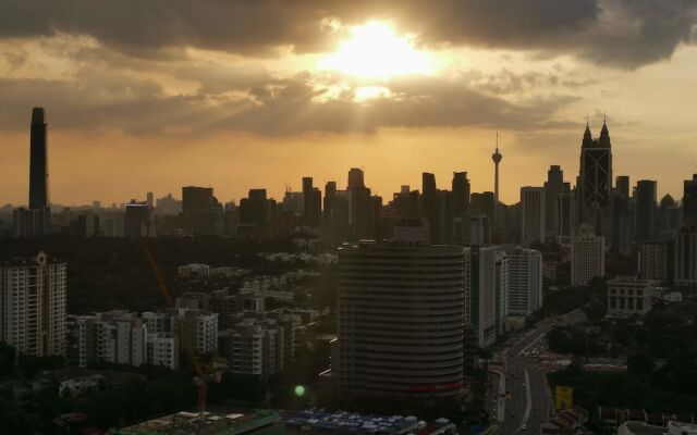 My Casa 2 Bedroom Spacious Family Unit near KLCC