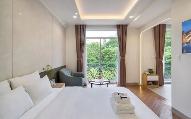 The Royal Healing - Phu My Hung