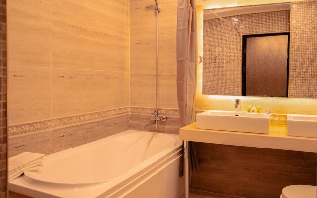 Orient Star Varaxsha