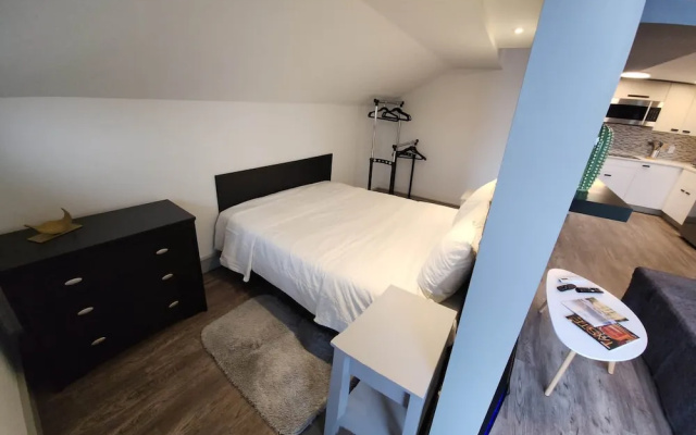 GLOBALSTAY. Paradise Marina Place