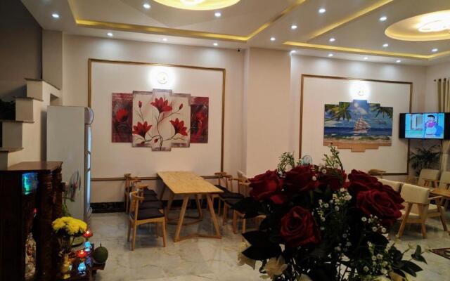 Hoang Gia Hotel Con Đao