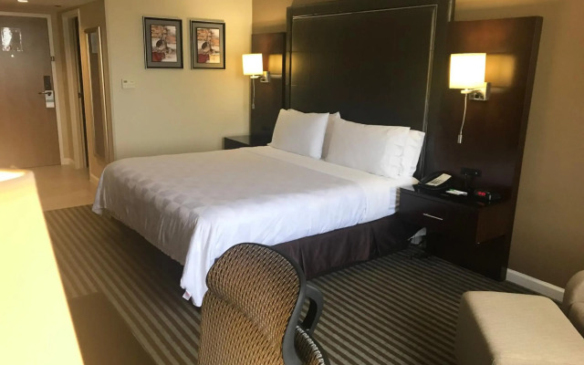Holiday Inn Orlando East - UCF Area by IHG