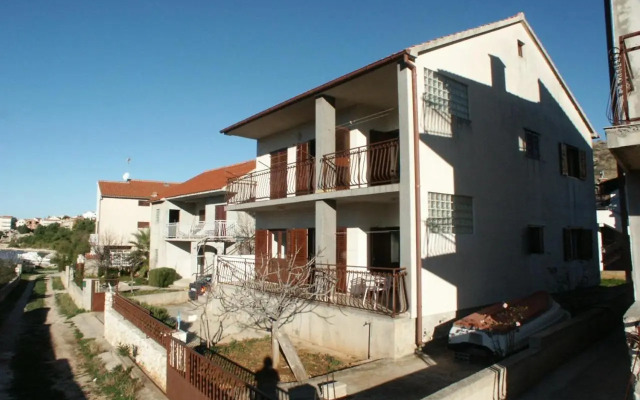 Apartments by the sea Zaboric, Sibenik - 2190