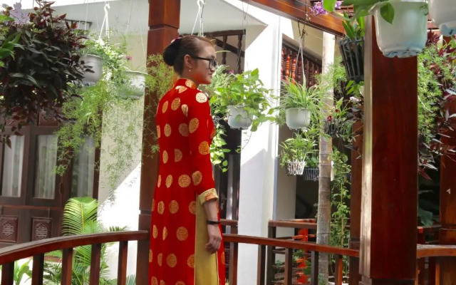 Long Life Riverside Hotel & Spa