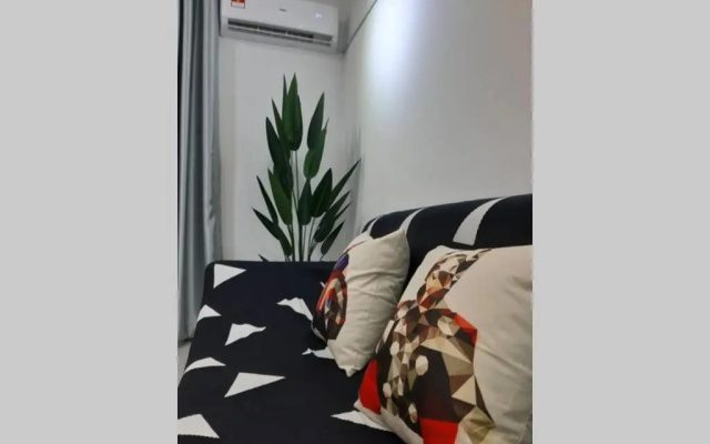 Avengers Homestay @ KLIA + FREE Wifi & Netflix – Guest Rooms – Sepang