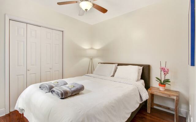 Montgomery Apartments on Magazine Street