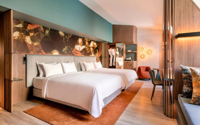 Renaissance Amsterdam Hotel