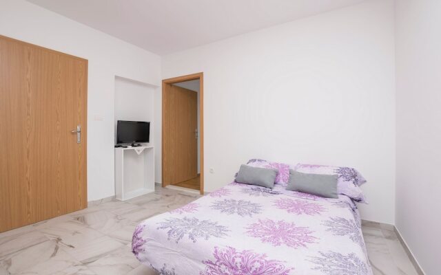 Apartments Mare